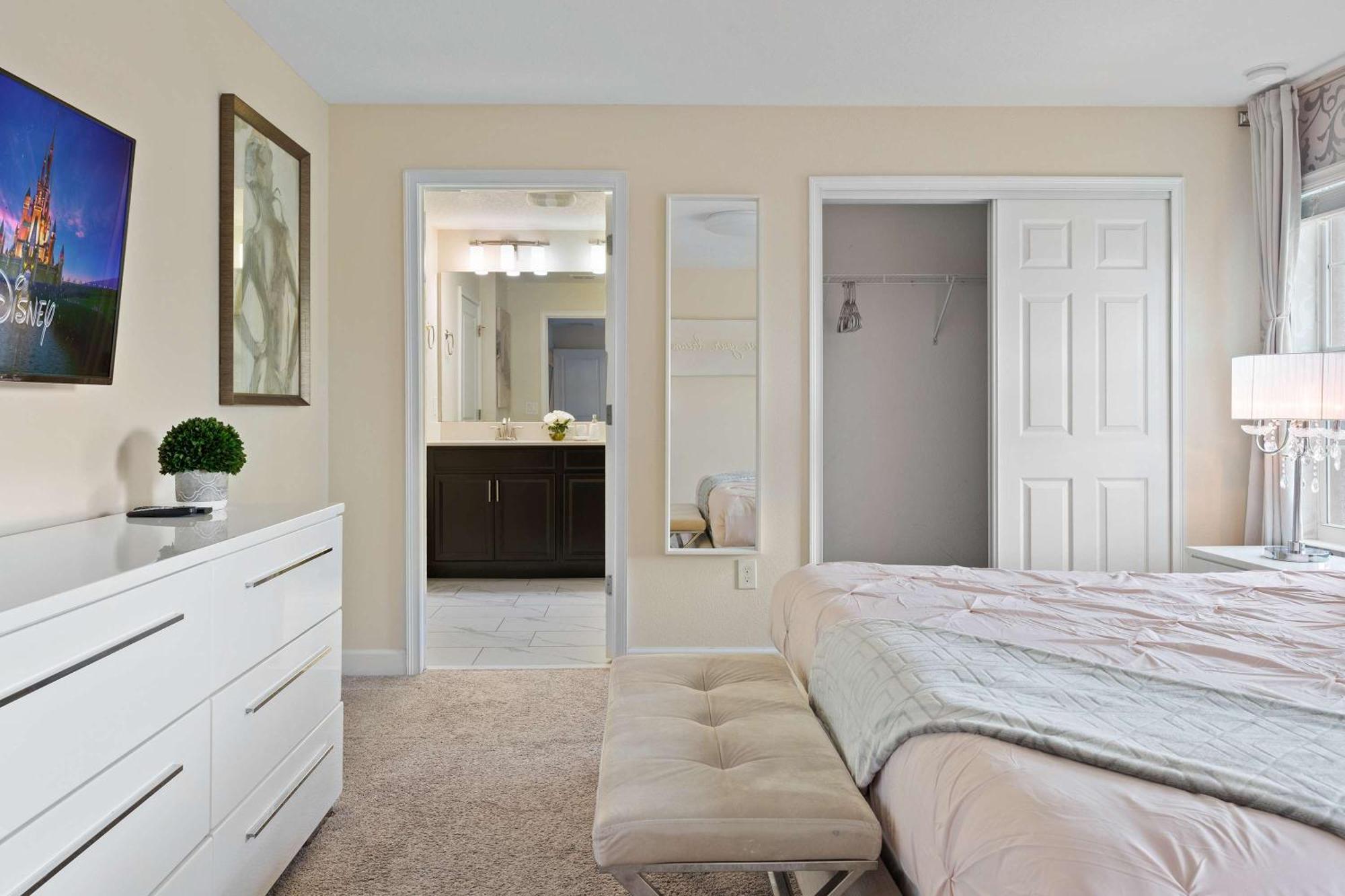 Cute With Private Pool At Storey Sl4802